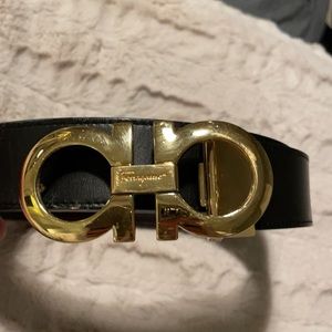 Salvatore Ferragamo: REVERSIBLE AND ADJUSTABLE GANCINI BELT